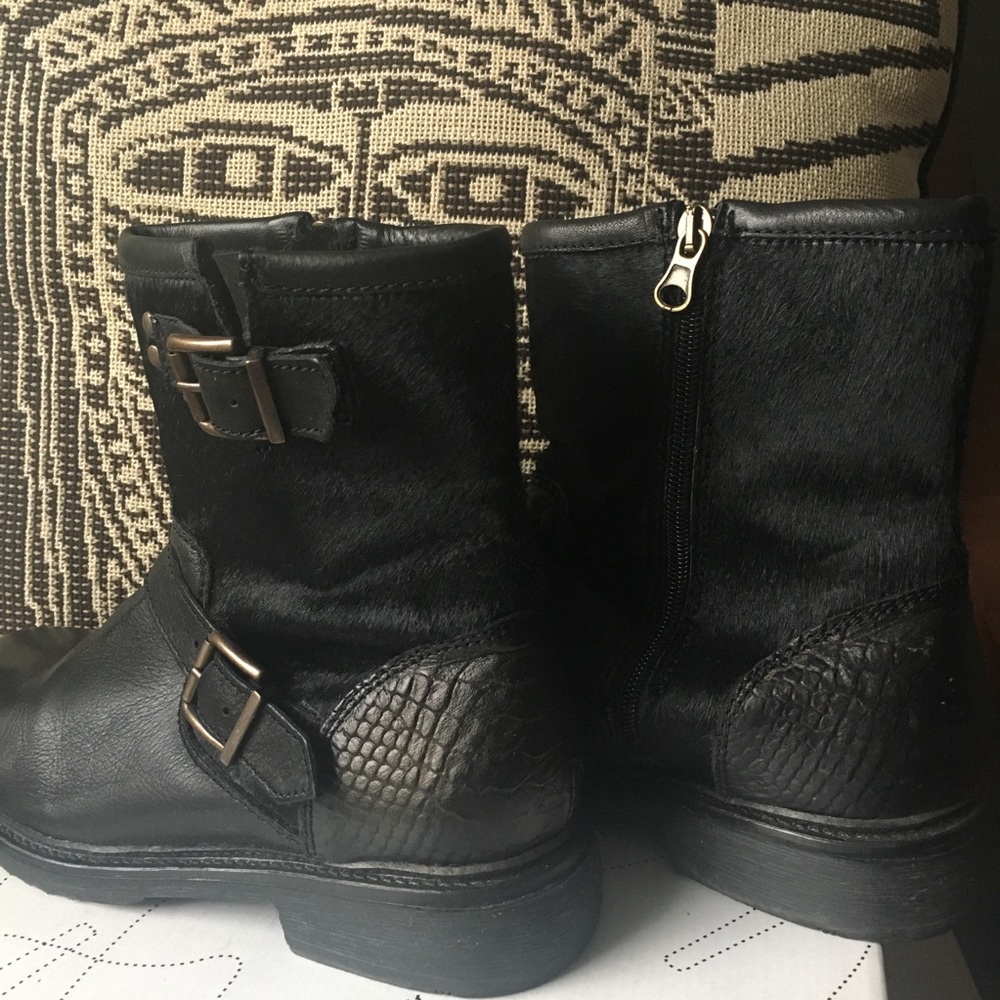 Leather Boots w/ Calf Hair